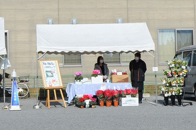 宇都宮河内ホール駐車場にて『人形供養祭』を開催いたしました